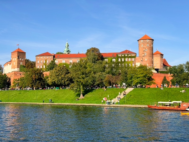 Visiting Wawel Castle in Krakow: A Family Guide to Legends, History & Fun