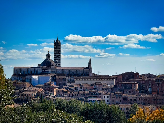 Siena Day Trip: History, Hills, and a (Very) Honest Taste Test