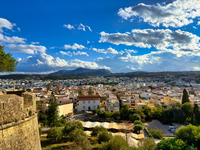 Melidoni Cave & Rethymno — The Perfect Day Trip