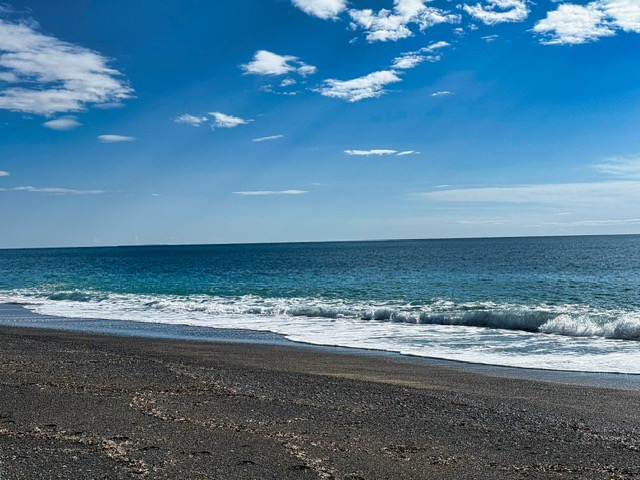 Koutsunari Long Beach