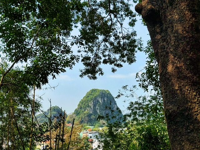 Marble Mountains Da Nang: How to See Incredible Views and Get the Ultimate Leg Workout at the Same Time