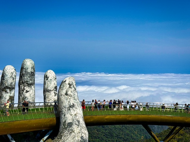 Golden Bridge - Ba Na HIlls